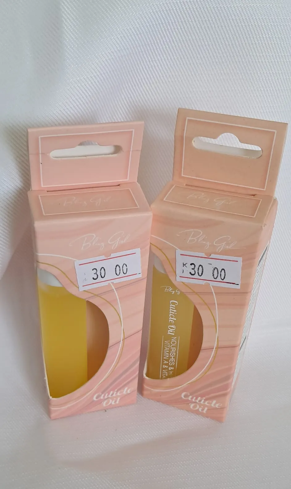 Vitamin E cuticle oil for nail care